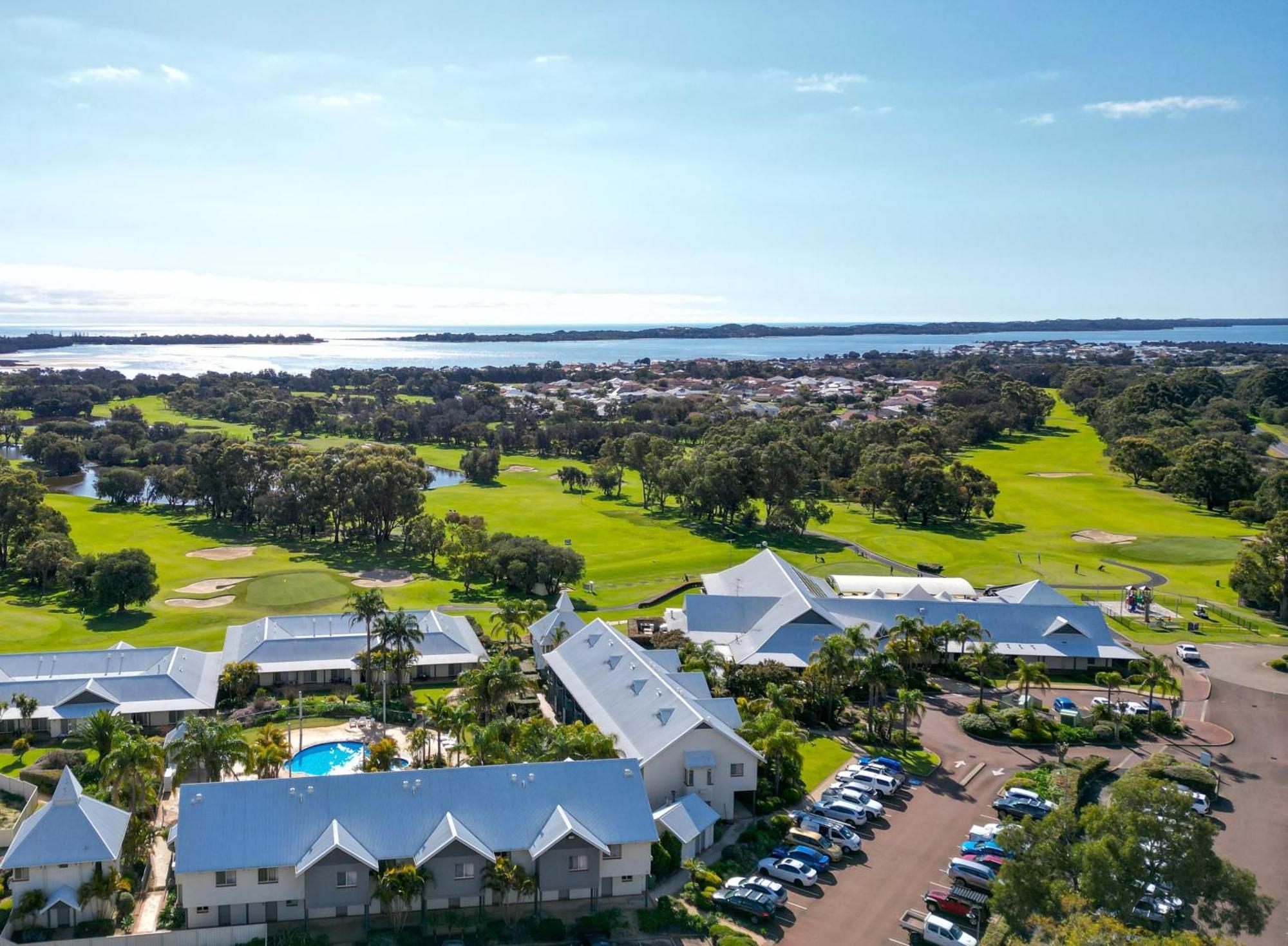 Mercure Bunbury Sanctuary Golf Resort Exterior foto