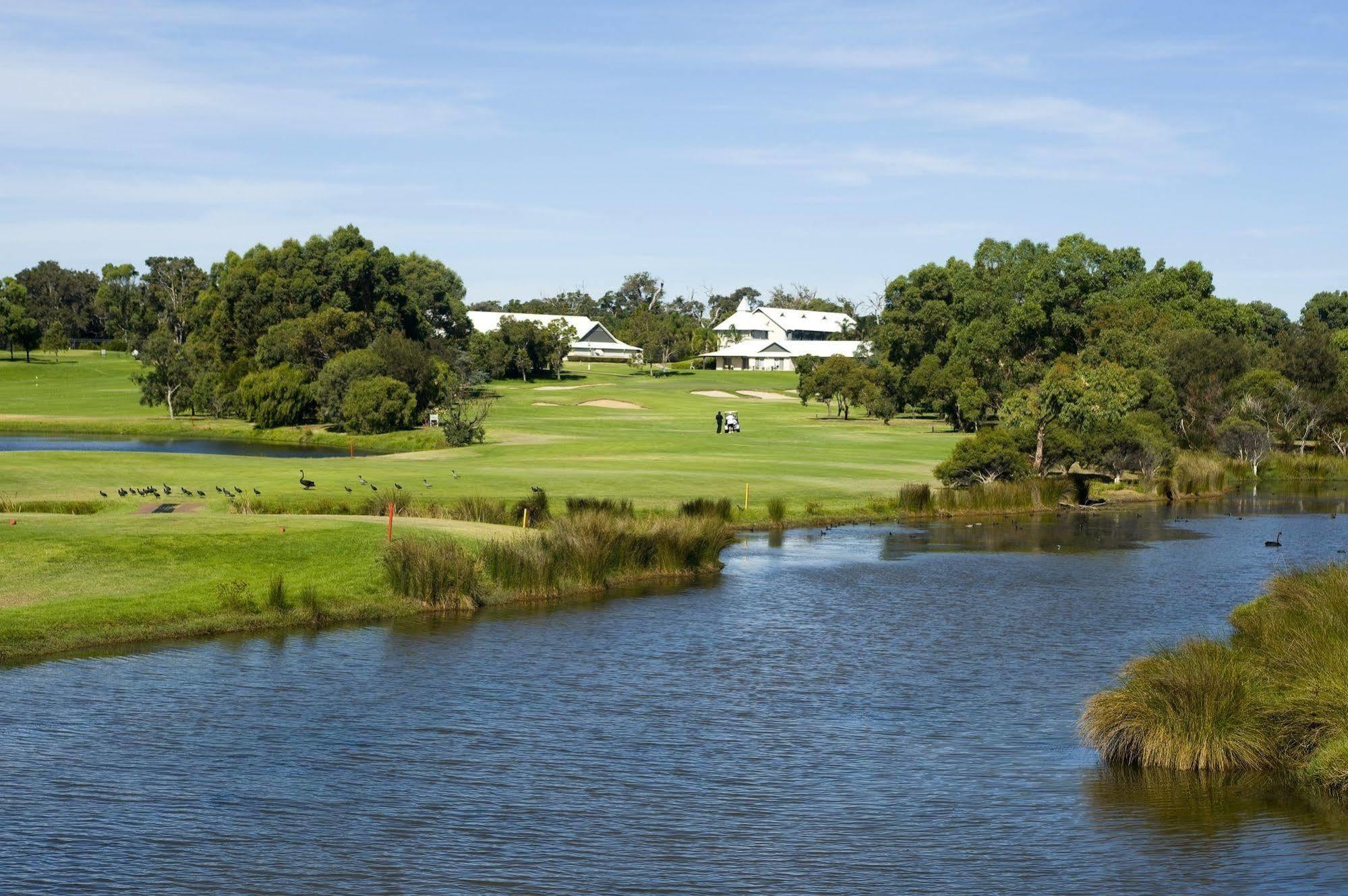 Mercure Bunbury Sanctuary Golf Resort Exterior foto