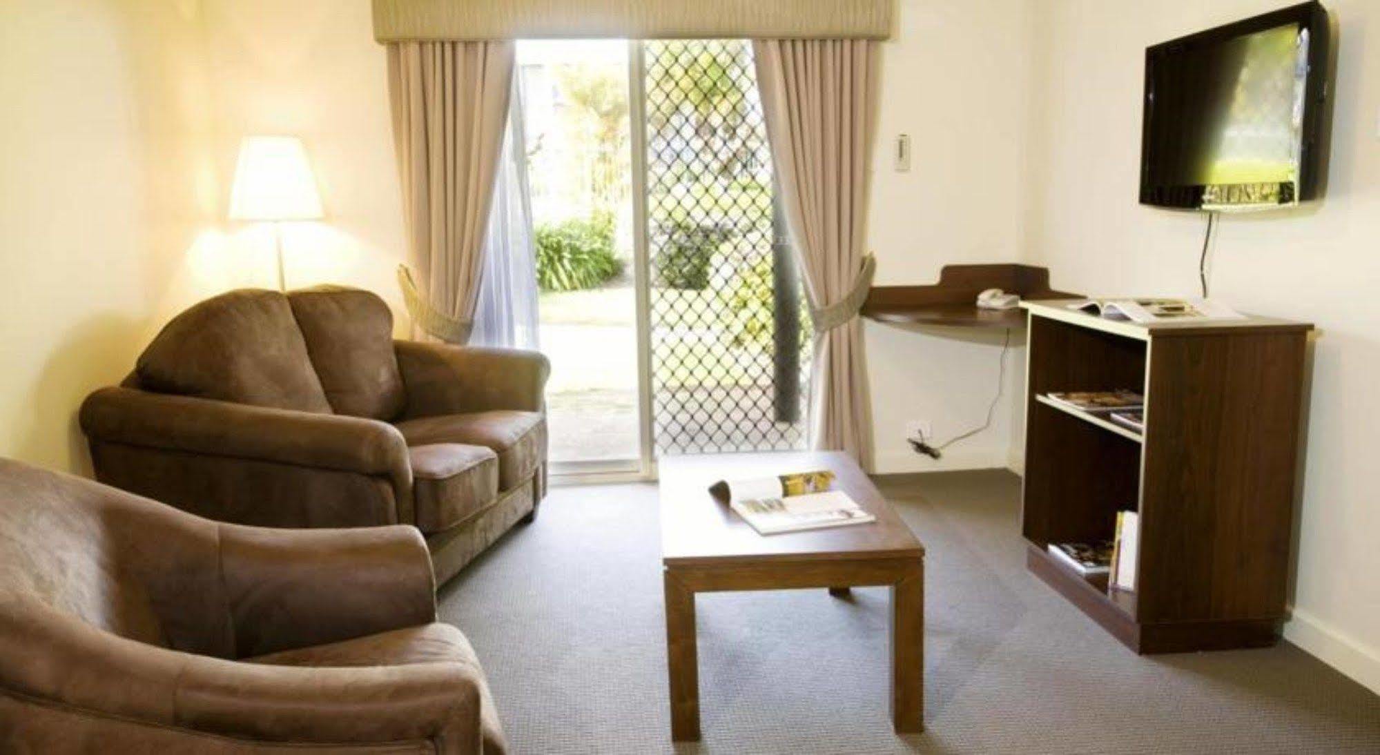 Mercure Bunbury Sanctuary Golf Resort Exterior foto